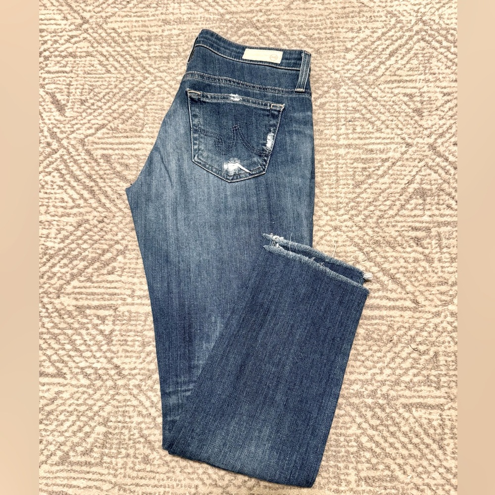 AG Adriano Goldschmied The Stilt Crop Distressed Jean. Size 25R.